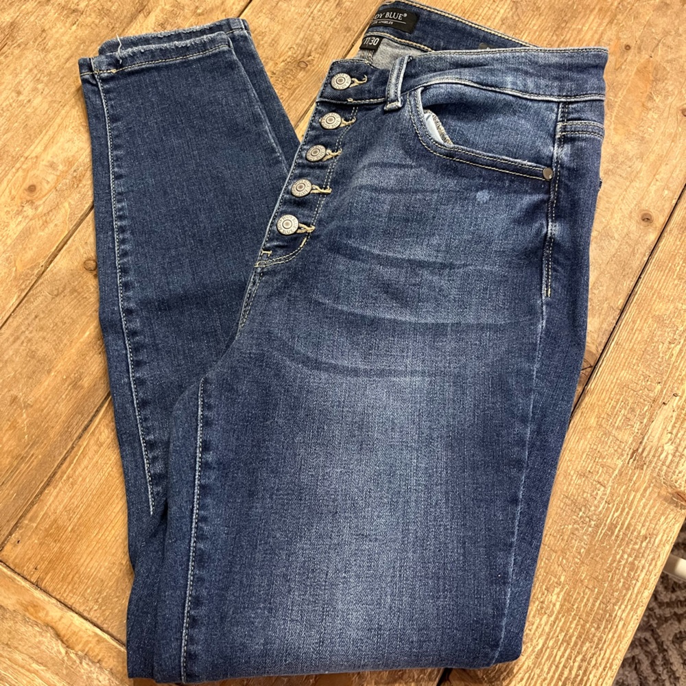 Judy Blue button down jeans - Picture 7 of 7